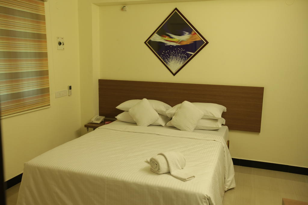 Aakash Inn Tiruvannámalaj Szoba fotó